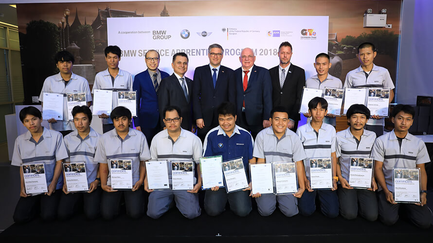 BMW Group Thailand enhances Thai vocational students’ capabilities through ‘BMW Service Apprentice Program’ in a successful seventh year BMW Group Thailand enhances Thai vocational students’ capabilities through ‘BMW Service Apprentice Program’ in a successful seventh year